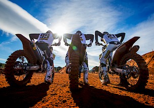 VIDEO: ROCKSTAR ENERGY HUSQVARNA FACTORY RACING 2017 MXGP SAISON