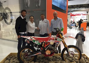 Maxxis weiterhin Sponsor der FIM SuperEnduro Weltmeisterschaft