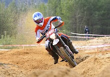 Enduro DM: Was für ein Saisonauftakt für Eddi Hübner!