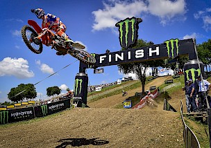 HERLINGS UND COVINGTON IM QUALIFIKATONSRENNEN VORNE