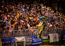 Suzuki mit Doppelführung im SX Cup Suzuki mit Doppelführung im SX Cup