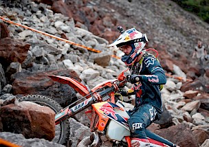 Lettenbichler führt World Enduro Super Series an.