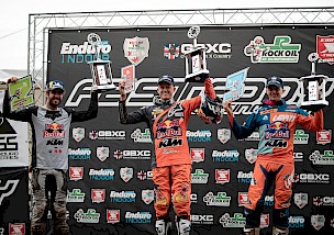 Watson, Lettenbichler und Walker im Hawkstone Park bei der WESS auf dem Podium.