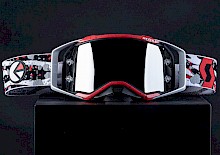 ETHIKA BRILLE ZUM START BEI A1 SX