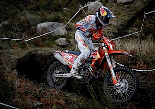 GEWINN DES ZWEITEN TAGES FÜR JOSEP GARCIA BEIM ENDUROGP-FINALE 2020