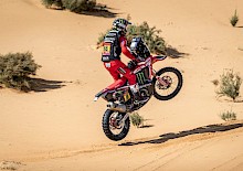 Monster Energy Honda Team erreicht die Rallye-Halbzeit mit allen Fahrern in guter Verfassung.