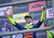 VIALLE GEWINNT MXGP INDONESIA