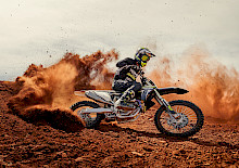 Neues MX-Förderprogramm von TRIUMPH: Top-Support für Top-Platzierungen