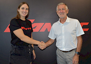 Fantic Factory Rally Team heißt Sandra Gomez willkommen