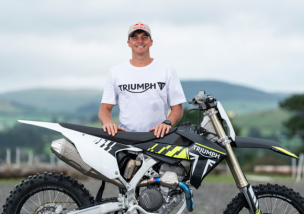 JONNY WALKER UNTERSCHREIBT BEIM TRIUMPH RACING ENDURO TEAM