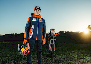 RED BULL KTM FACTORY RACING VERPFLICHTET EDGAR CANET FÜR DIE DAKAR RALLY 2025