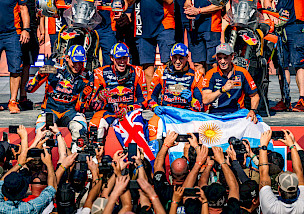 KTM VIDEOVERÖFFENTLICHUNG: "WIE WIR DIE DAKAR 2025 GEWONNEN HABEN!"