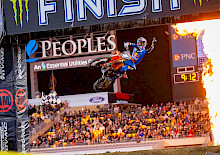 TOM VIALLE gewinnt MIT EINEM ENTSCHEIDENDEN SIEG IN PITTSBURGH das RED PLATE DER 250SX EAST ZURÜCK TOM VIALLE gewinnt MIT EINEM ENTSCHEIDENDEN SIEG IN PITTSBURGH das RED PLATE DER 250SX EAST ZURÜCK