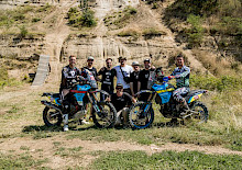 Pol Tarrés gewinnt mit der Ténéré 700 Rally die neue Adventure Ultimate-Klasse bei den Red Bull Romaniacs 2025