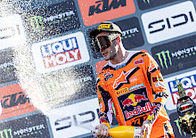 JEFFREY HERLINGS DOMINIERT DEN MXGP DER NIEDERLANDE, RED BULL KTM BELEGT IN ARNHEIM DIE PLÄTZE 1 UND 2