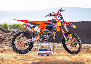 FÜR MAXIMALE PERFORMANCE GEBAUT: DIE KTM SX-F FACTORY EDITIONS 2026