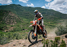 MANUEL LETTENBICHLER SCHLIESST MIT DEM ZWEITEN GESAMTRANG BEIM ROOF OF AFRICA SEINE TITEL-SAISON 2025 AB