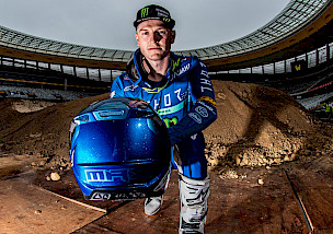 MAX ANSTIE – SUPERCROSS-WELTMEISTER SX2 2025!