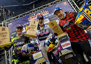 FIM SuperEnduro-Weltmeisterschaft 2025/2026: Fulminanter Auftakt und spannende Rennen in der PreZero Arena in Gliwice