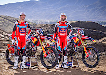 Troy Lee Designs Red Bull Ducati Factory Racing feiert offiziellen Teamstart vor Anaheim 1