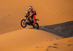 LUCIANO BENAVIDES ÜBERNIMMT MIT ZWEITEM ETAGENSIEG IN FOLGE DIE FÜHRUNG IN DER GESAMTWERTUNG DER RALLYE DAKAR