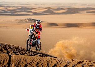 DANIEL SANDERS ÜBERNIMMT MIT DEM 2. PLATZ AUF ETAPPE NEUN WIEDER DIE FÜHRUNG IN DER GESAMTWERTUNG DER RALLYE DAKAR