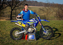 DEM: „Das Motorrad fühlt sich für mich sehr heimisch an!“ - Luca Fischeder startet 2026 in neuer alter Mission