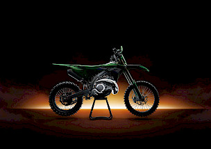 Kawasaki kehrt mit der KX327 und KX327X in die Welt der Offroad-Zweitakter zurück!