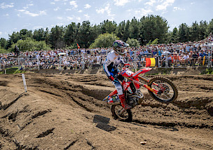 Jeffrey Herlings zeigt perfektes Sandfahren und dominiert den MXGP von Flandern