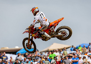 Red Bull KTM Factory Racing: Mehrjährige Vertragsverlängerung mit Julien Beaumer